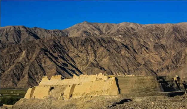 塔吉克族民间传说|帕尔哈德渠的故事