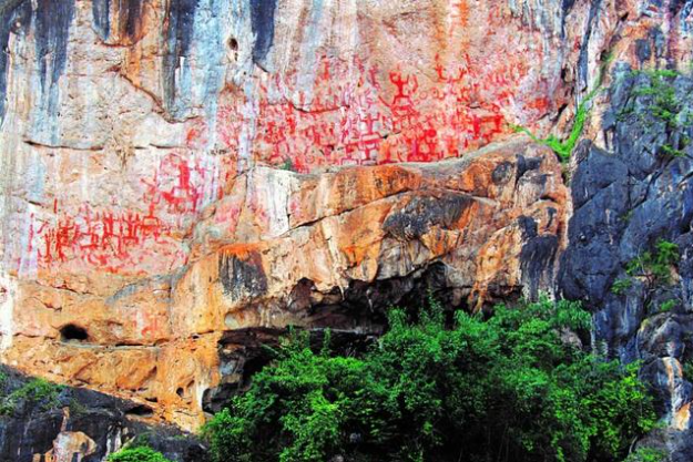 壮族民间传说|花山壁画的故事