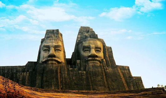 炎黄二帝是怎么来的？炎黄子孙的始祖是人还是神？