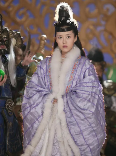 d055ce17629b451dc72ec556e3c6c42b 嫦娥奔月在历史上的变化——浅谈嫦娥形象随当时社会的变迁