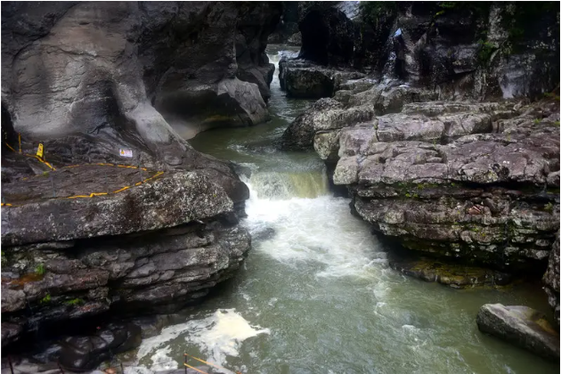 土家族民族传说|鸳鸯岩的故事