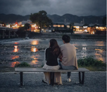 怎么看自己异性缘旺不旺（八字看自己的异性缘怎么看？）