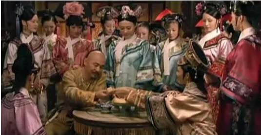 皇帝是怎么临幸后妃的？风流箭和绿头牌是什么？