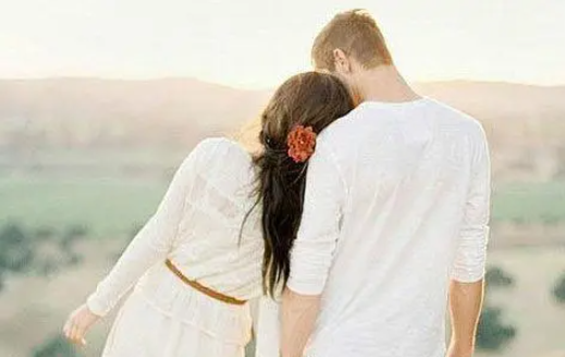 年龄相差几岁结婚比较好？（结婚男女双方相差几岁合适？）