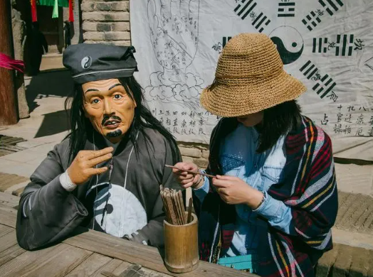 fe1f9a5f031e9c322944a94856822818 周易怎么算卦?(如何通过周易去算卦?)