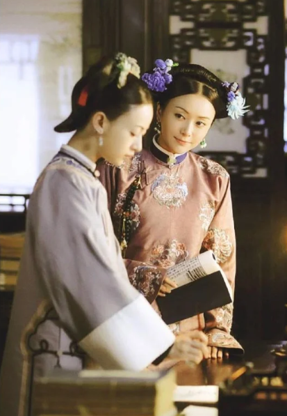 史上富察皇后真的教过令妃读书吗？（富察皇后真的能文吗？）