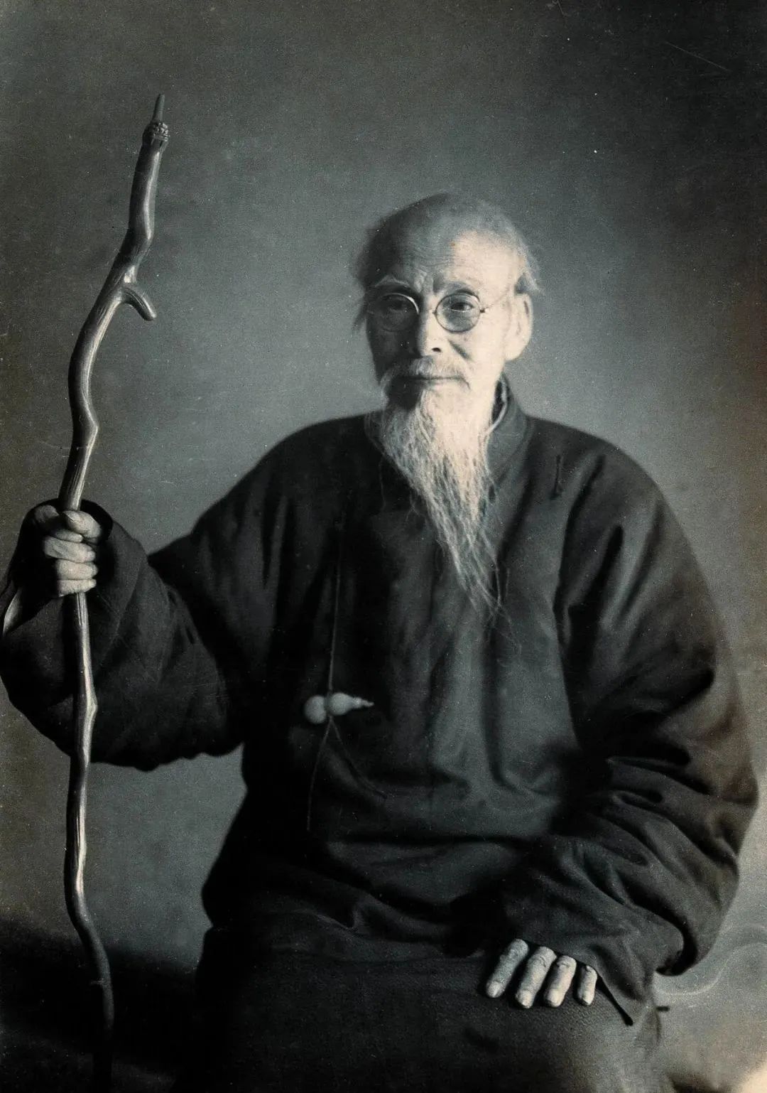 齐白石艺术观念研究：“舍真作怪此生难”的内涵解析