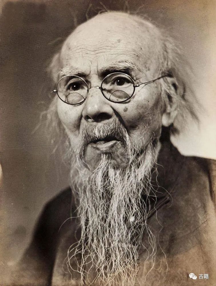 文章标题-5 齐白石艺术观念研究:“舍真作怪此生难”的内涵解析