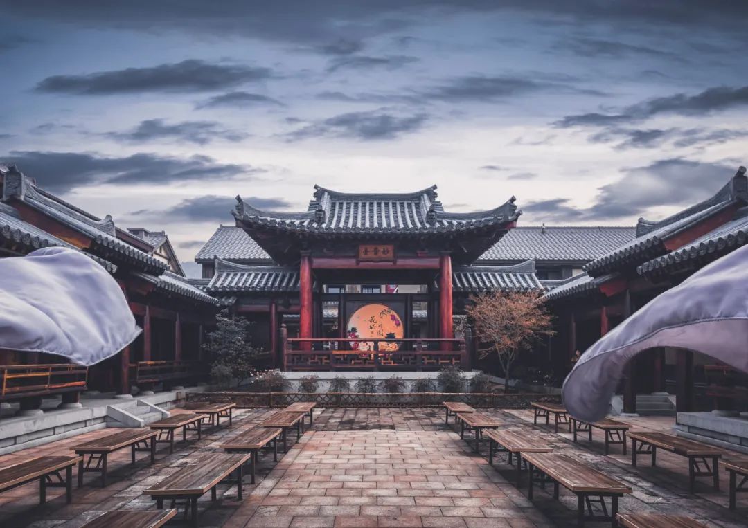 风水中的四大靠山：人有靠山，处事泰然！