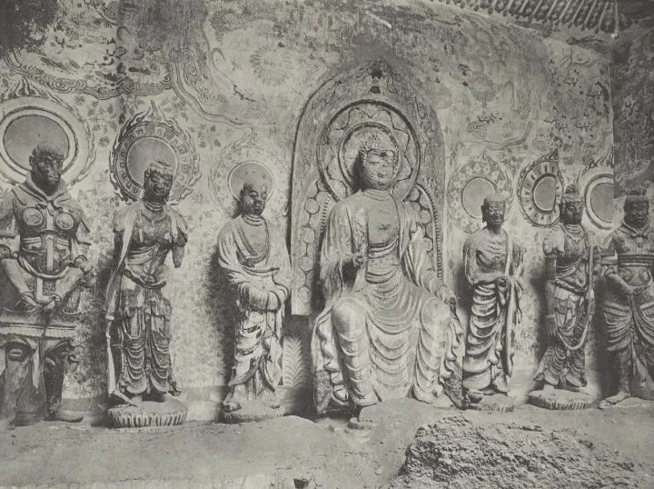 法国人拍下1908年被破坏之前的敦煌莫高窟，极大视觉震撼！