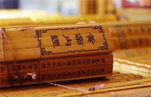 藏风聚气，环抱有情！