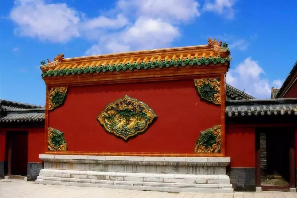 藏风聚气，环抱有情！