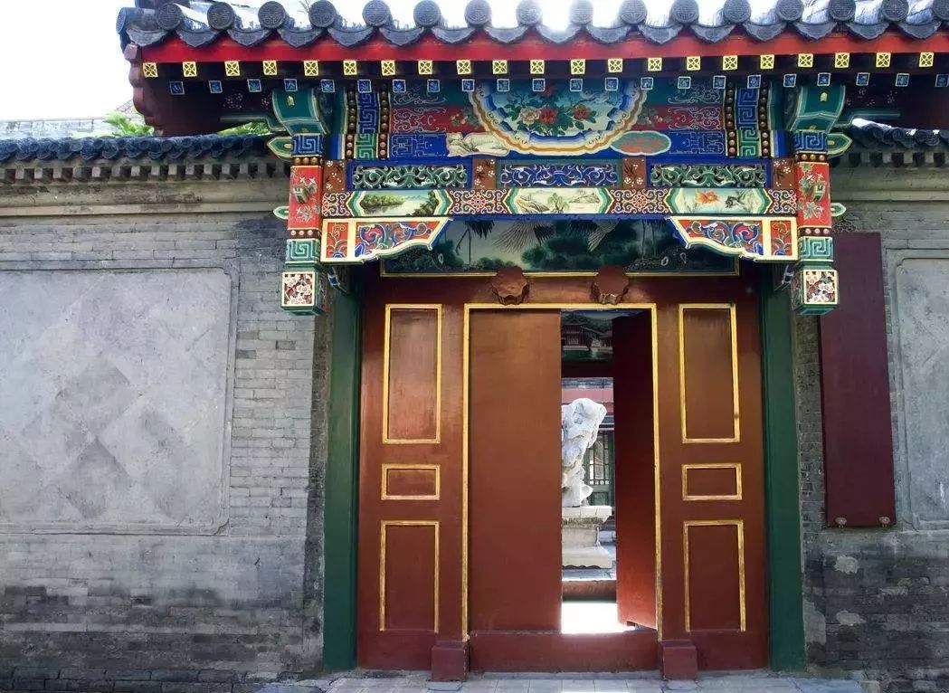 藏风聚气，环抱有情！