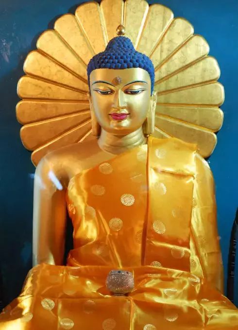 2500年前佛经记载：黑洞里竟还有众生居住，佛经中的“三千大千世界”，让人大开眼界