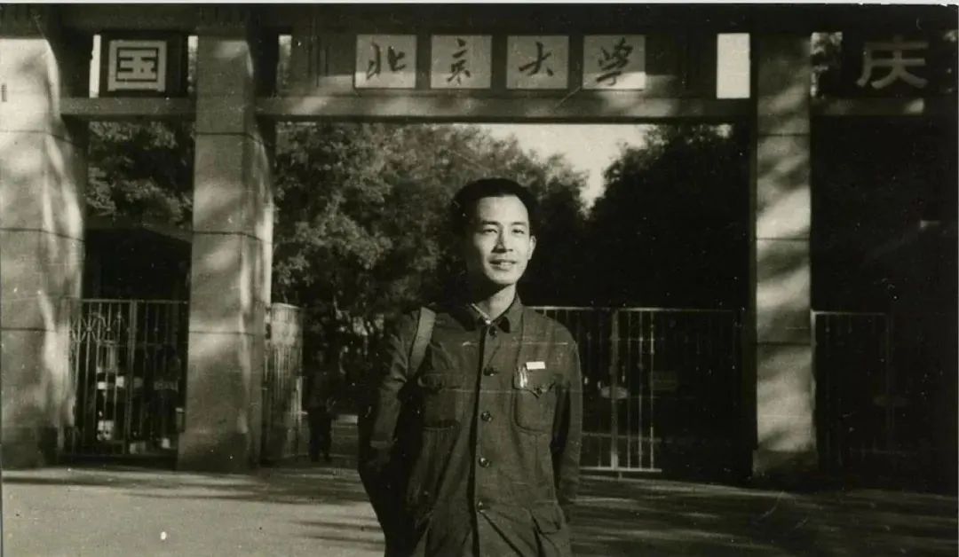 文章标题-8 在晚清的高官中,收藏金石书画是极为普遍的现象