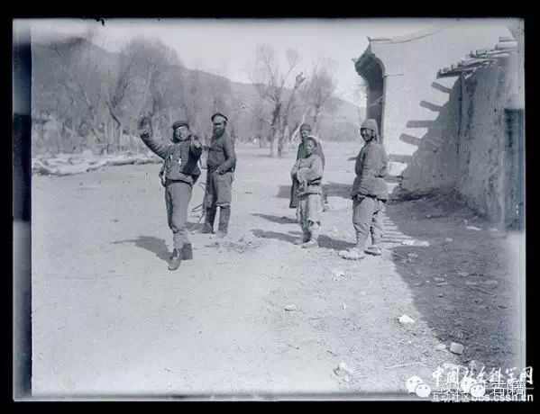 敦煌石窟历史影像馆：伯希和