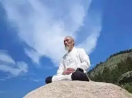 《将夜》、《大王饶命》等玄幻小说中提到的气海雪山，是作者臆造的还是确有其是？