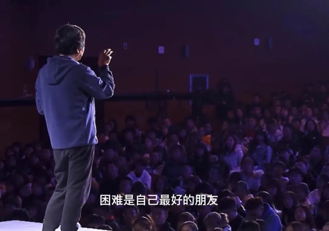 哲学停止的地方，文学出现了