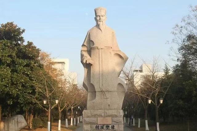 文章标题-3 读书就是为了升官发财吗?