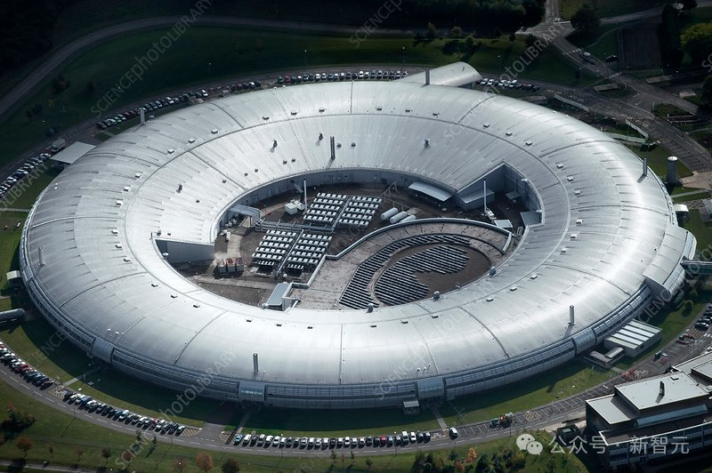 从“上古卷轴”到楔形文字，AI揭开古代文献神秘面纱，或将重写历史