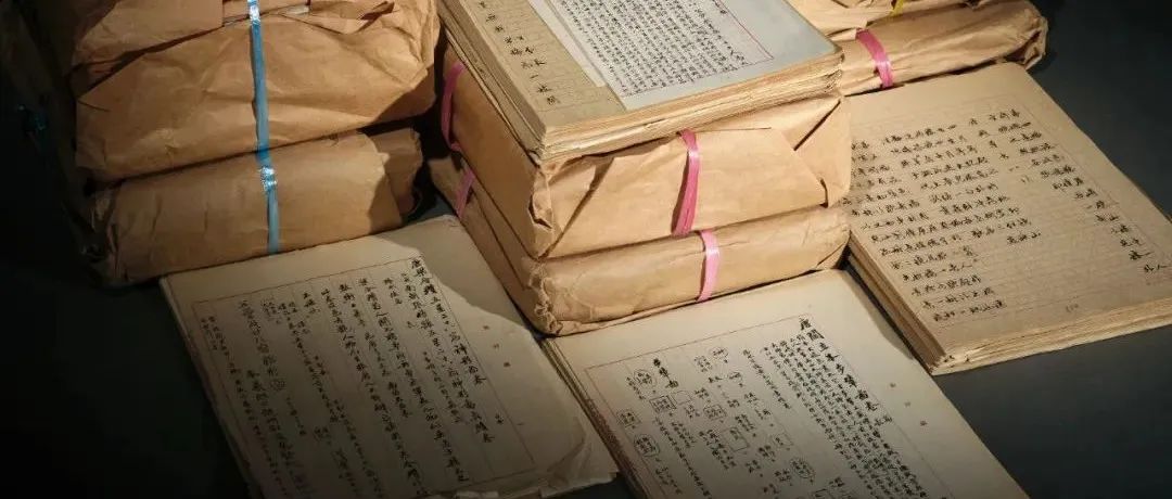 文章标题-8 独家!乾隆佛装像29万欧元落槌!买家为中国宋姓收藏家