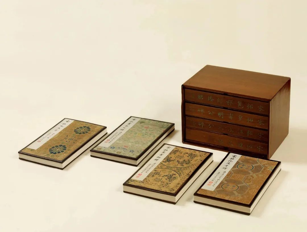 册页装的“封面”、“帖芯”与“题签”