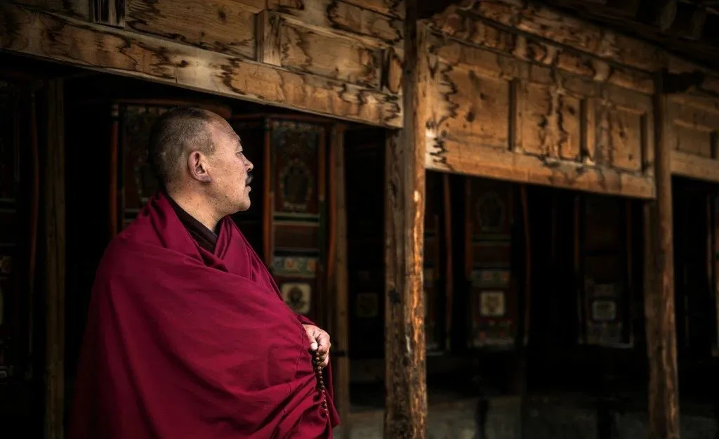 哲学家对僧侣的18个灵魂拷问