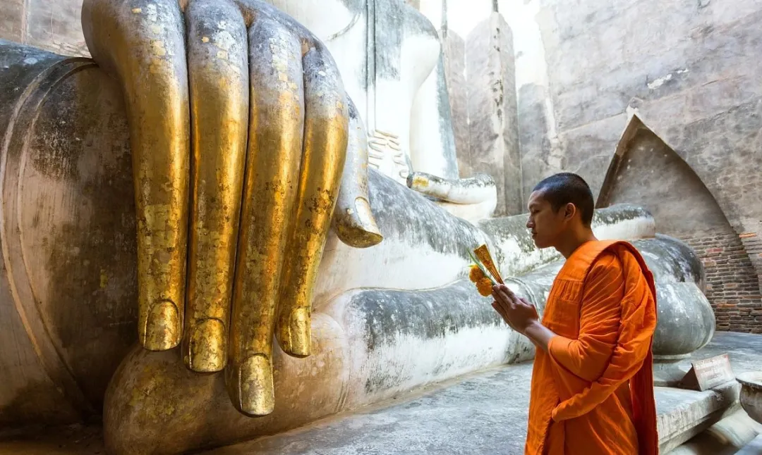 哲学家对僧侣的18个灵魂拷问