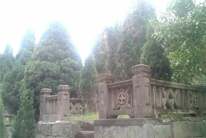 文章标题-6 墓地风水和丧葬禁忌 !
