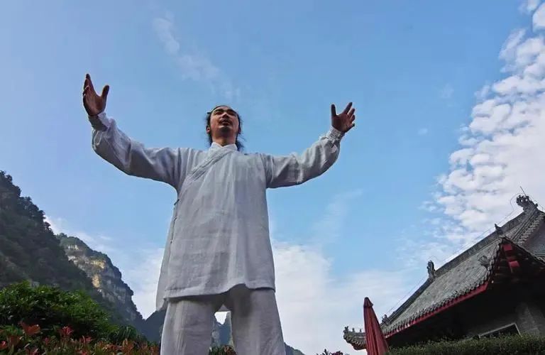 文章标题-1 下肢静脉曲张患者适合站桩吗?附:站桩治疗静脉曲张的练习法