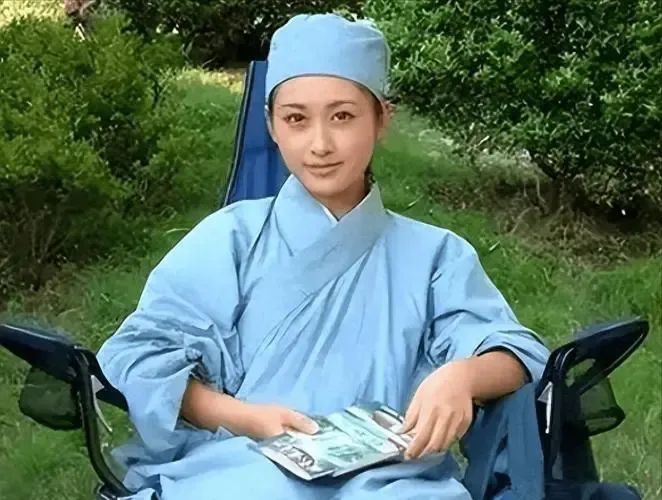 文章标题-1 精通“媚术”的道士色诱敛财,最终逃不过法律制裁
