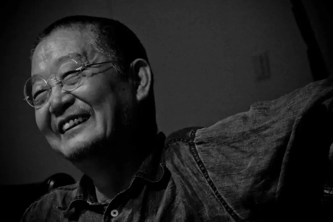 文章标题-2 鲁迅的孤独和绝望,在于以为靠读书人可以改造国民性