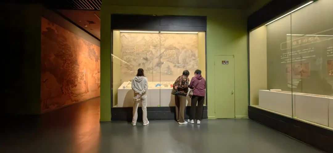 中国国家博物馆“明清肖像画展”巡展至深圳