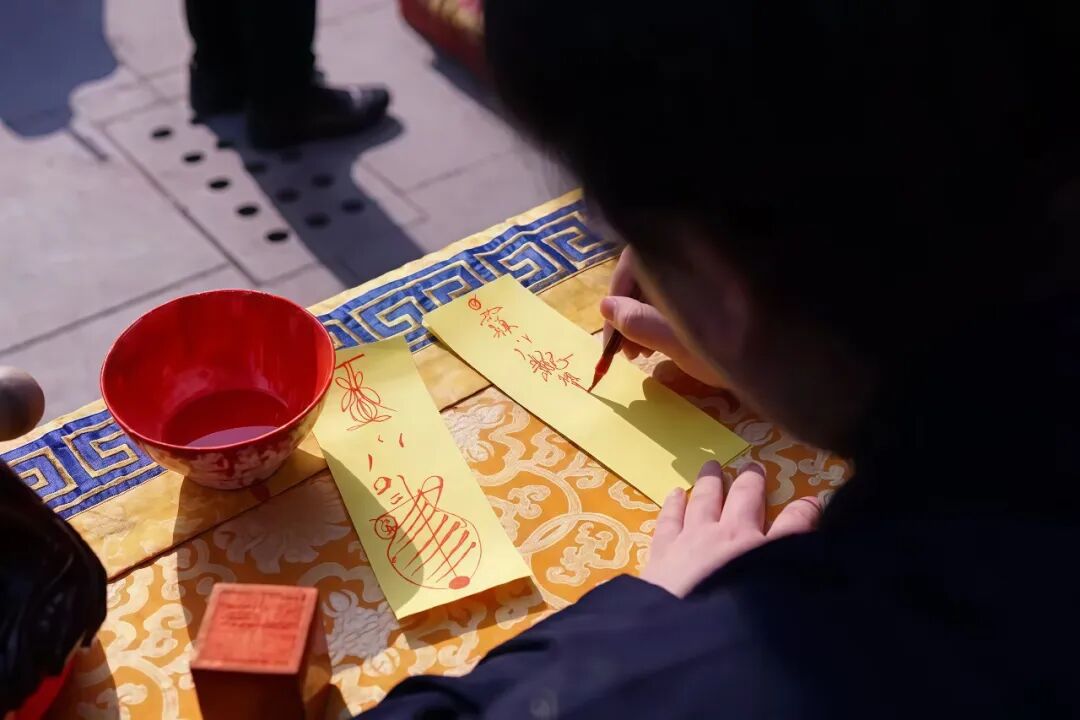 一张符的诞生有多难？虚空书符、目运成图，这些步骤你闻所未闻！