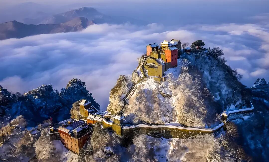 文章标题-2 道教的宫观,为什么大多建在山顶?