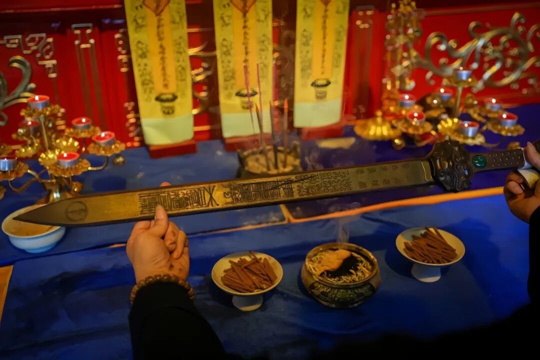 文章标题-10 能避邪驱鬼、伏魔降妖的道教法器法物,有一些你可能从来没见过!