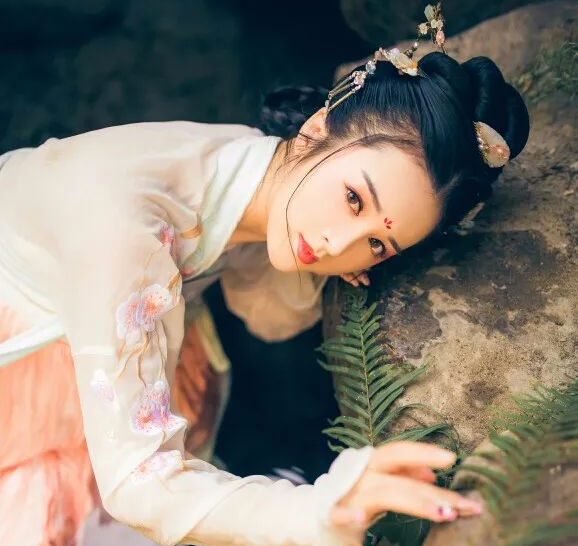 相人先看眼，袁天罡眼神相法精要！