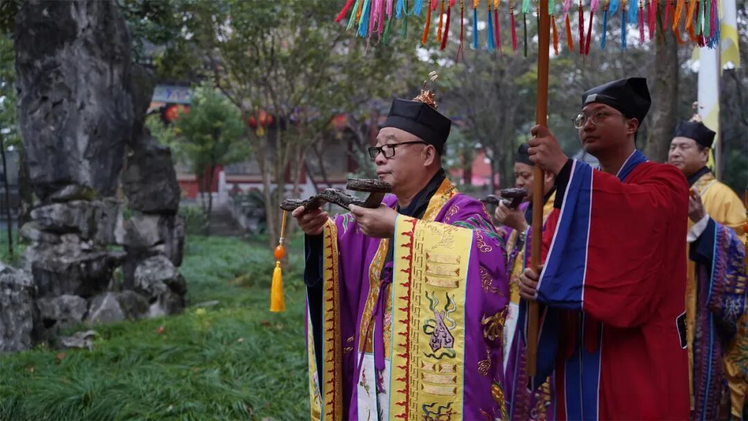 文章标题-5 能避邪驱鬼、伏魔降妖的道教法器法物,有一些你可能从来没见过!