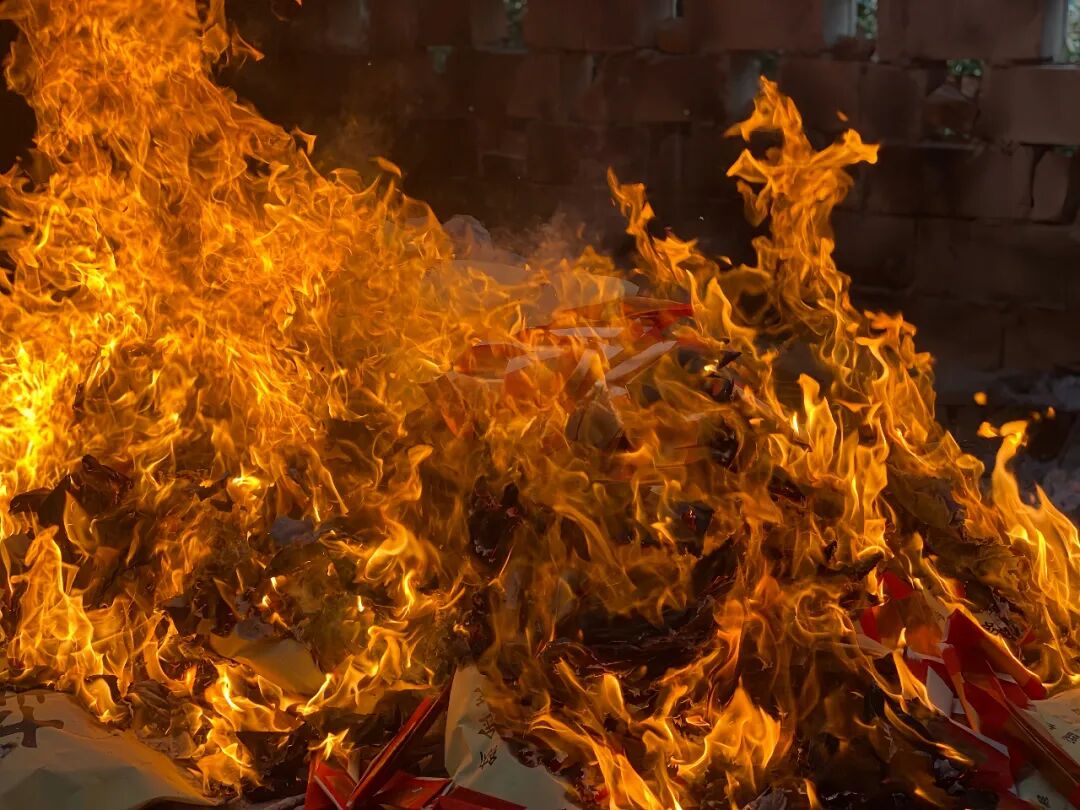 中元时节人在外地，如何遥祭祖先？（附祭祀流程）