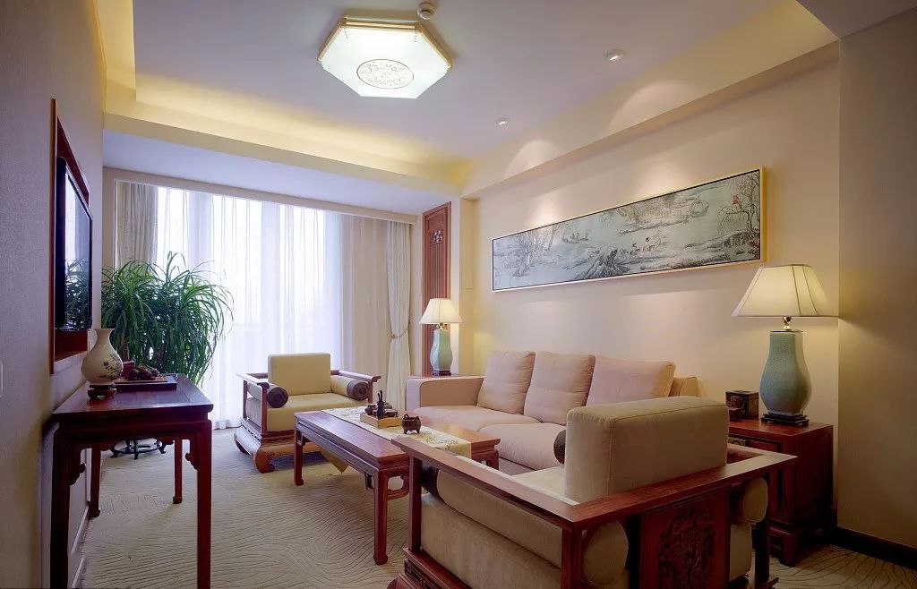 文章标题-8 两窗对开的房子会怎么样?怎么化解?