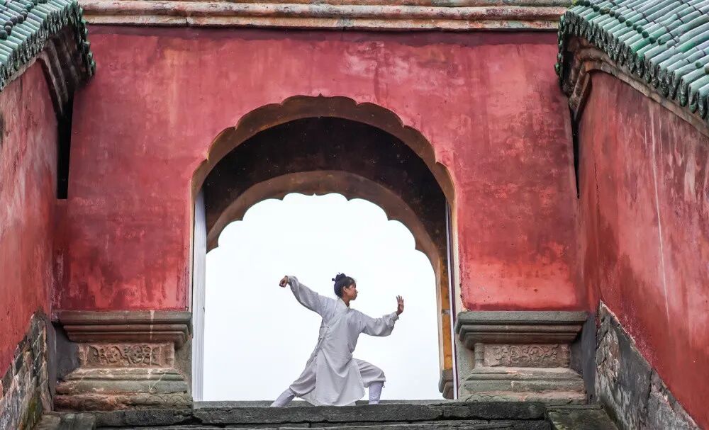 难怪修炼多年不出功夫，原来你修出来的能量，都被“它们”吸走了！