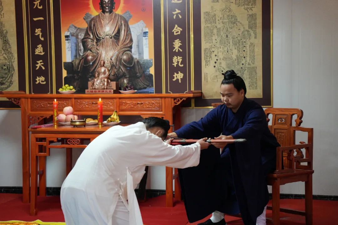 文章标题-1 原来拜师收徒这码子事,还是道门最严格!