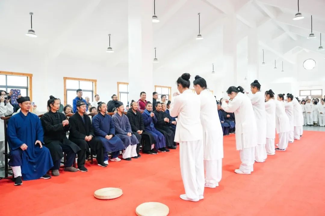 文章标题-2 原来拜师收徒这码子事,还是道门最严格!