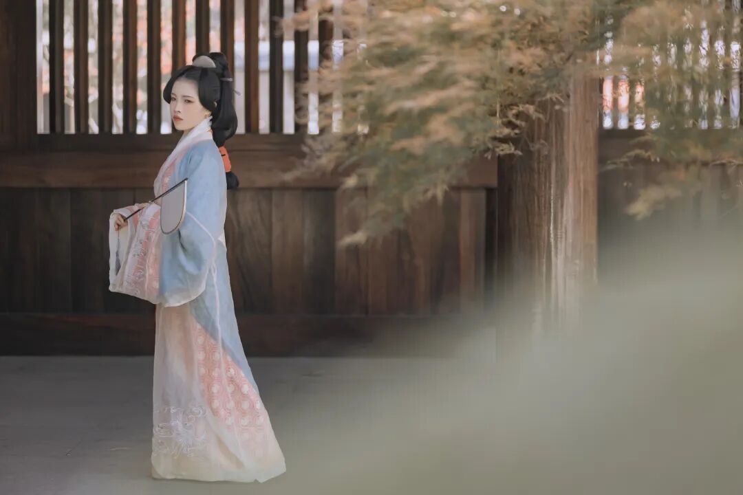 文章标题-2 人的气场好,就能吸引好事,吸引好运气!