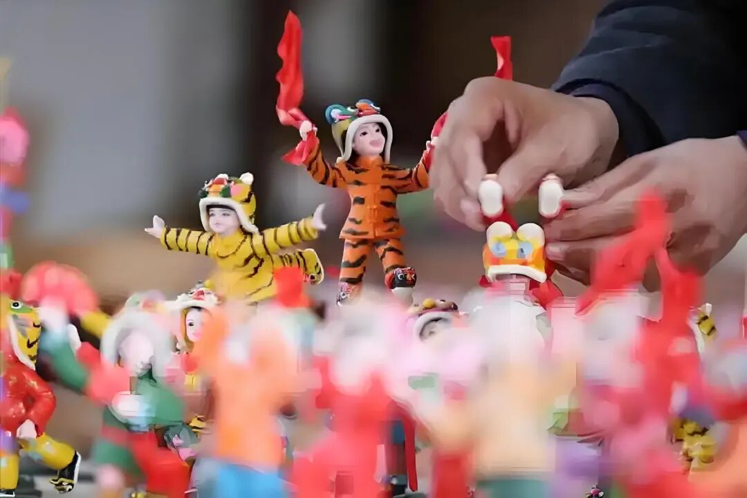 善于识别小人，懂得提防小人！（附化解方法）