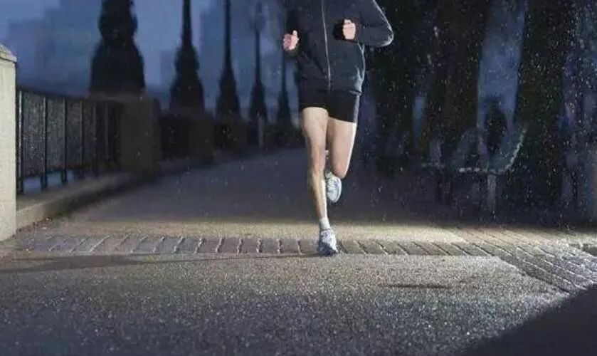 文章标题-10 耗尽你阳气的,正是这些行为,一定要戒掉!(附增加阳气最有效的方法)