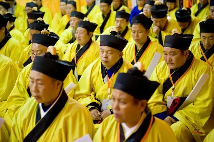 文章标题-2 命硬的人能够镇住凶宅吗?怎么看是不是魂环房?