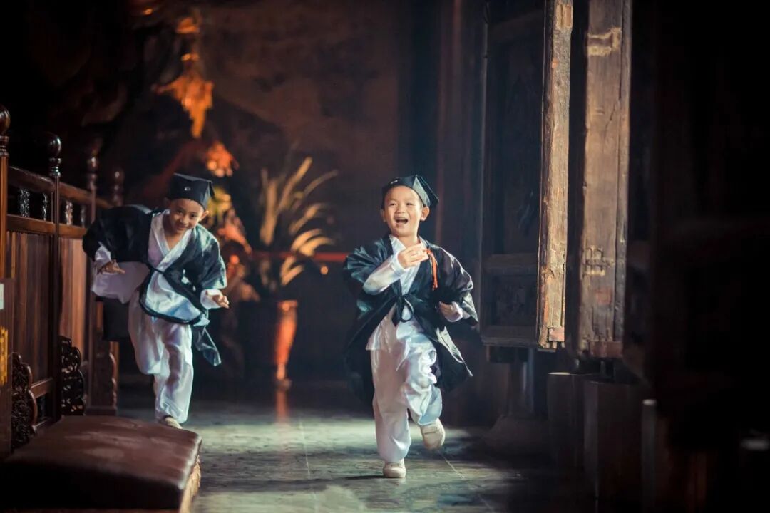 投胎的真相；；；原来子女投胎绝非偶然！