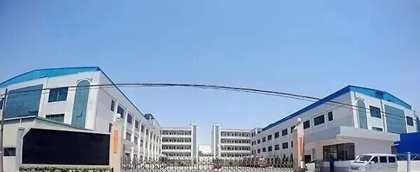 家宅企业旺运关键：大门的聚水聚气之道与财富密码